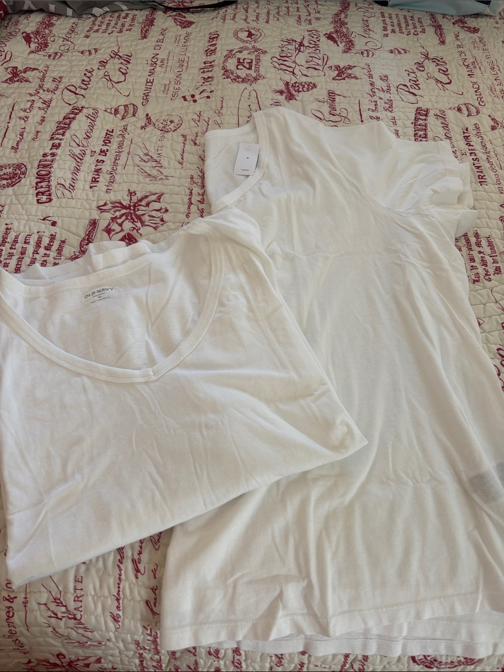 NWT Old Navy Tee Bundle White V-Neck Tee Duo SZ 3X